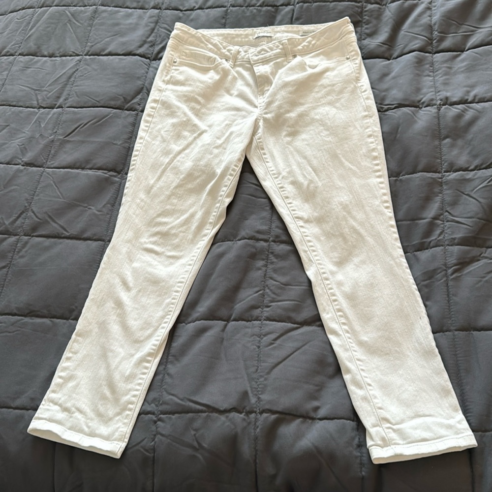 Jessica Simpson rolled crop skinny white jeans. Size 10/30